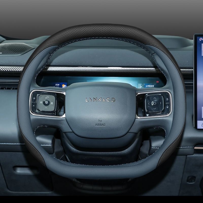Накладка на руль Lynk & Co 900 из экокожи