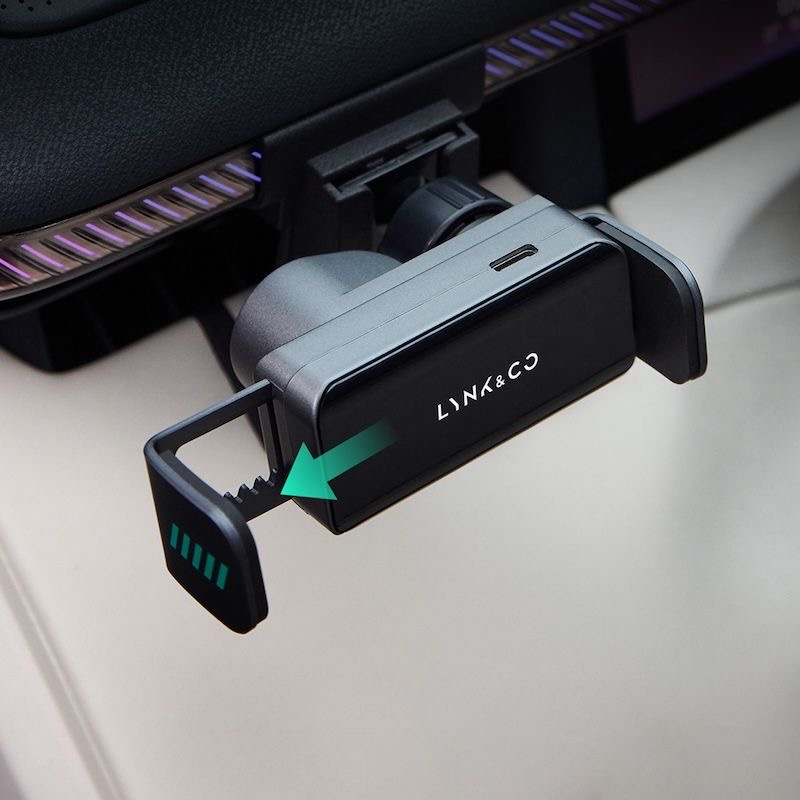 Держатель для телефона Lynk & Co 900